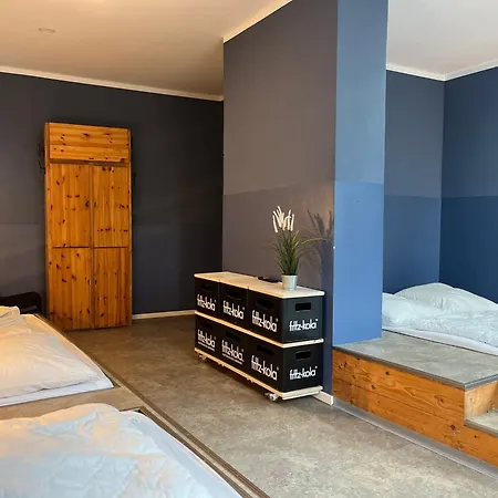 Blue Doors Ktv * רוסטוק