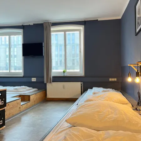 Blue Doors Ktv Hostel