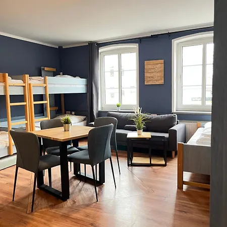 Blue Doors Ktv Hostel