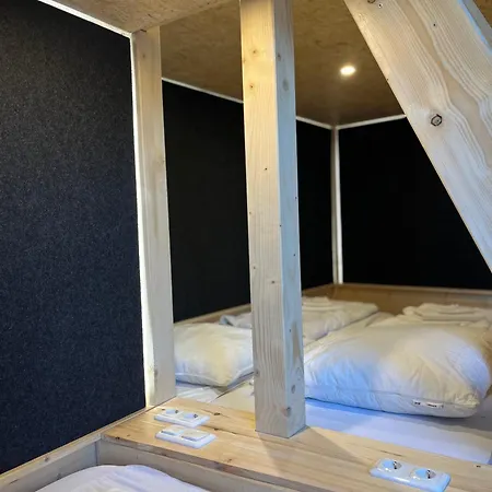 Hostel Blue Doors Ktv