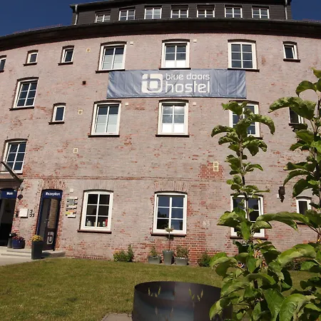 אכסניה Blue Doors Ktv *