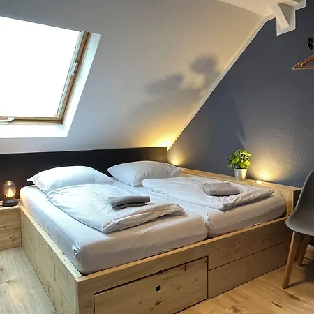 Blue Doors Ktv רוסטוק